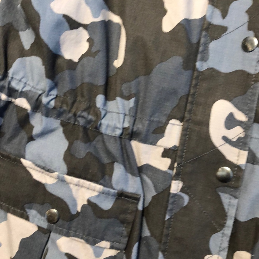 Banana republic camo jacket - Picture 5 of 8